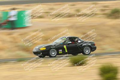 media/Jun-01-2025-CalClub SCCA (Sun) [[eae223c5dd]]/Group 5/Lap race/